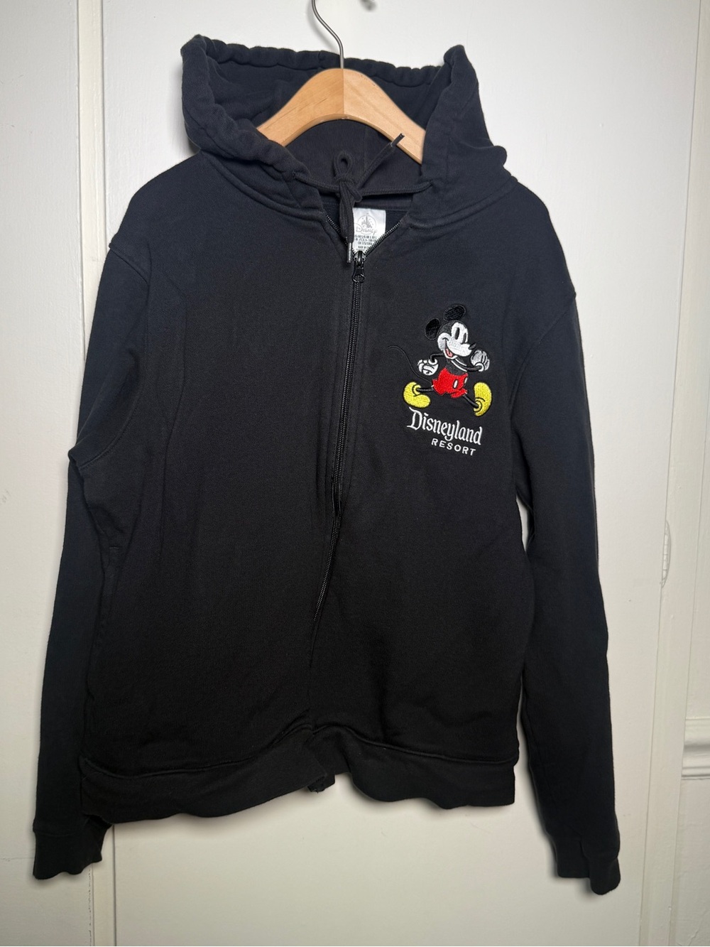 Disney Resort Black Hoodie Embroidered Mickey/Disneyland Resort Logo Kids Large